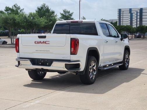 Summit White 2024 GMC Sierra 1500 SLT