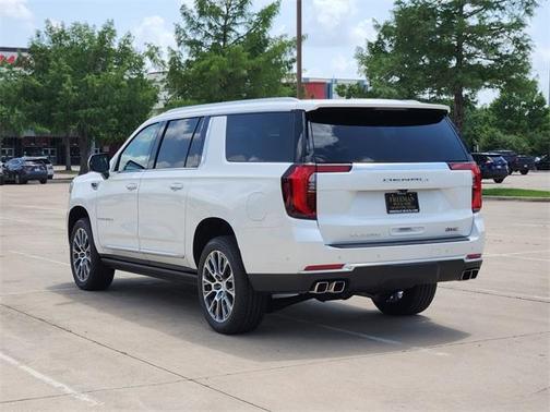 2025 GMC Yukon XL Denali