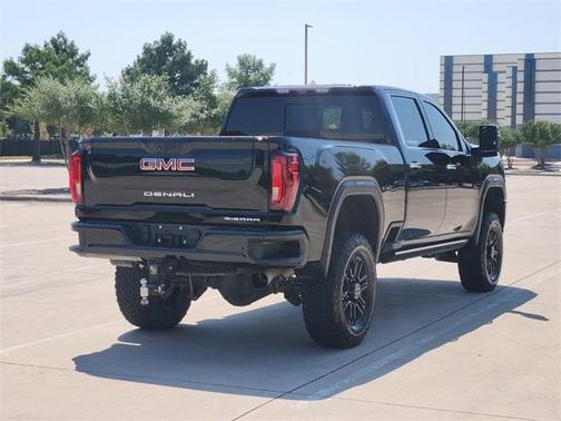 2021 GMC Sierra 2500 Denali