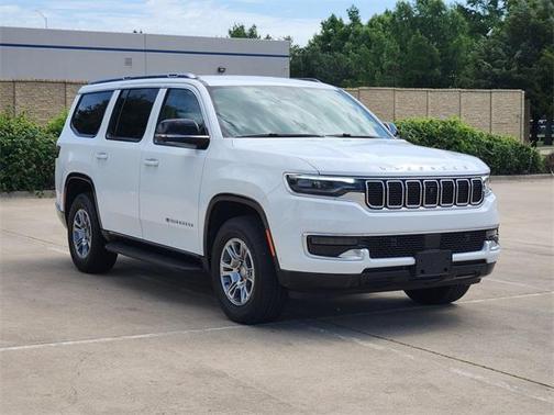 2024 Jeep Wagoneer Base
