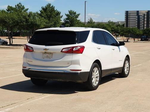 Summit White 2018 Chevrolet Equinox 1LT