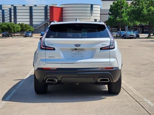 2022 Cadillac XT4 Sport