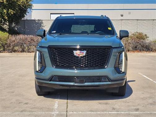 2025 Cadillac Escalade ESV Sport