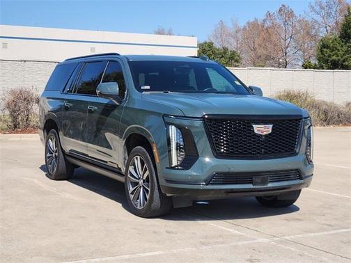 2025 Cadillac Escalade ESV Sport