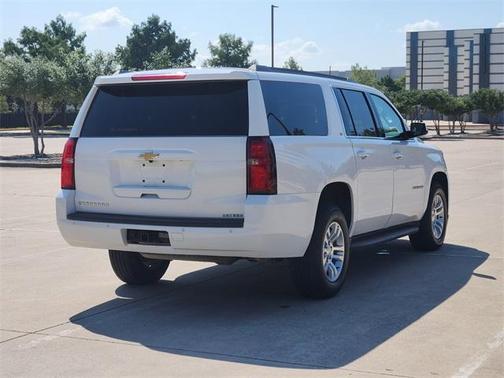 2020 Chevrolet Suburban LT