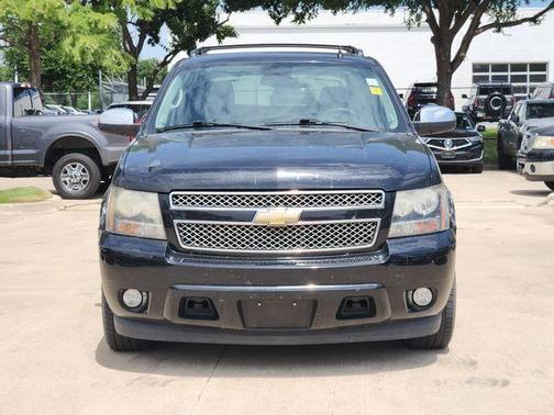 Black 2011 Chevrolet Avalanche 1500 LT