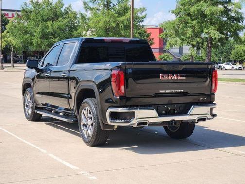 Onyx Black 2024 GMC Sierra 1500 SLT