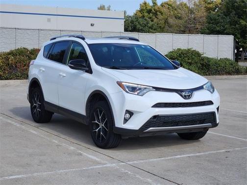 2018 Toyota RAV4 SE