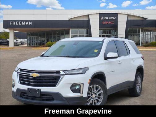 Summit White 2022 Chevrolet Traverse LT Leather