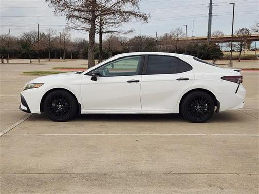 2021 Toyota Camry SE Nightshade