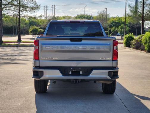 Sterling Gray Metallic 2024 Chevrolet Silverado 1500 Custom
