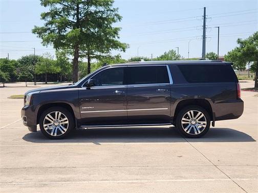 2017 GMC Yukon XL Denali