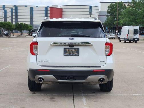 White Metallic 2021 Ford Explorer Limited