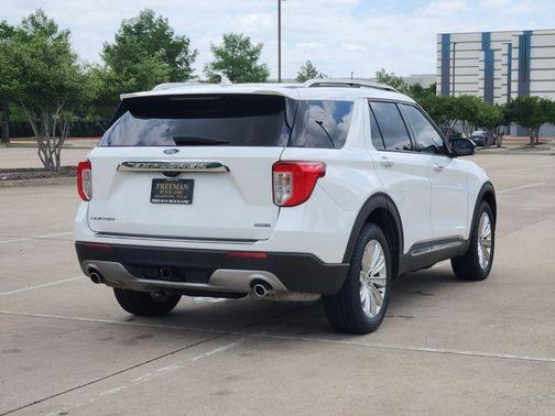 White Metallic 2021 Ford Explorer Limited