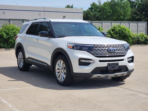 White Metallic 2021 Ford Explorer Limited