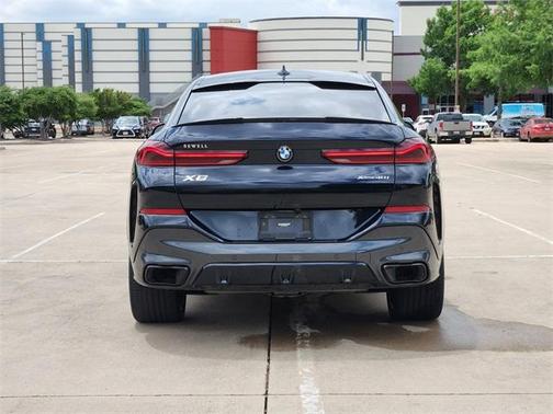2022 BMW X6 xDrive40i