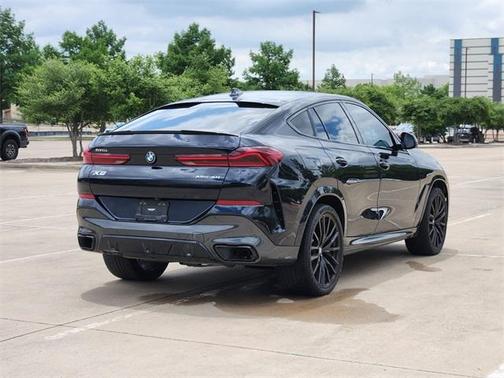 2022 BMW X6 xDrive40i