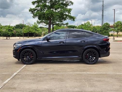 2022 BMW X6 xDrive40i