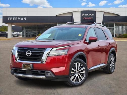 2024 Nissan Pathfinder Platinum