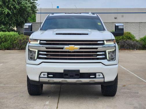 Iridescent Pearl Tricoat 2022 Chevrolet Silverado 3500 High Country