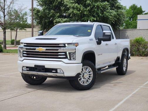 Iridescent Pearl Tricoat 2022 Chevrolet Silverado 3500 High Country