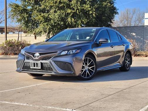 2023 Toyota Camry 