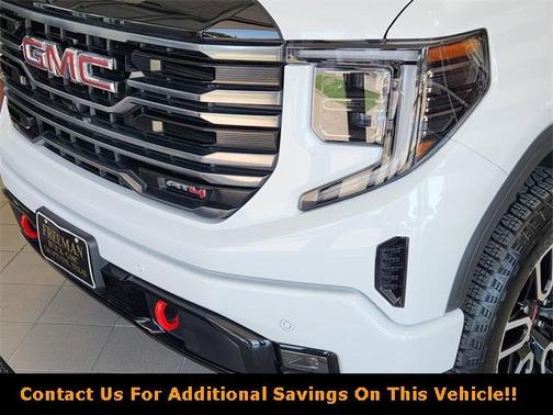 2025 GMC Sierra 1500 AT4