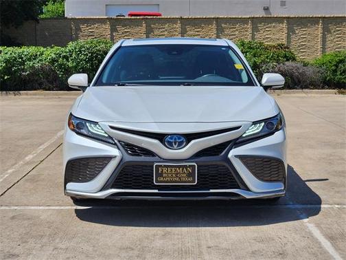 2021 Toyota Camry Hybrid XSE