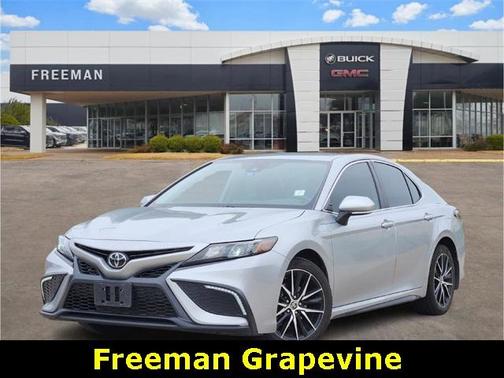 2022 Toyota Camry SE Nightshade