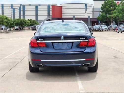 2013 BMW 750 i xDrive