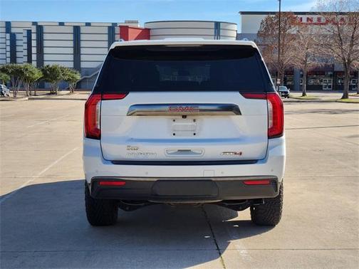 2021 GMC Yukon XL AT4