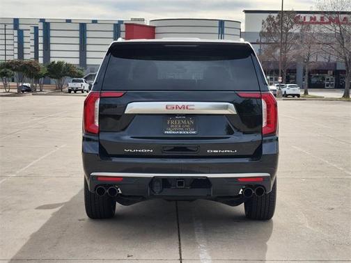 2022 GMC Yukon XL Denali