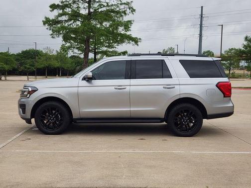 Silver Metallic 2024 Ford Expedition XLT