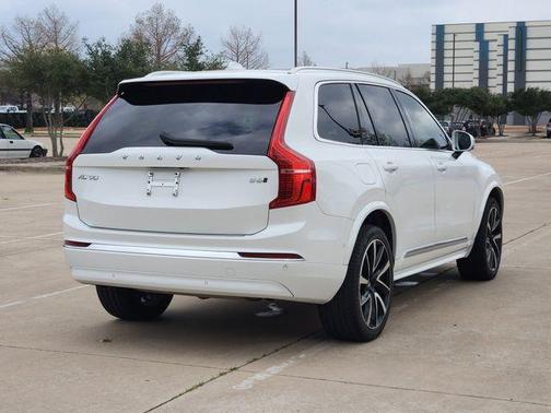 2023 Volvo XC90 B6 Plus 7-Seater