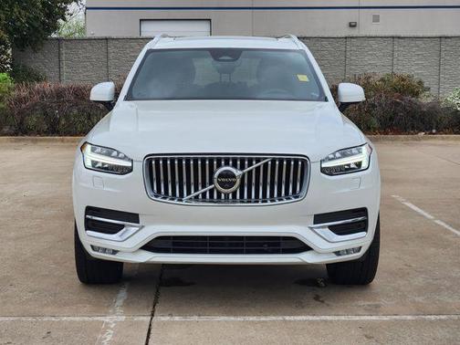 2023 Volvo XC90 B6 Plus 7-Seater