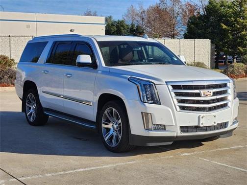 2016 Cadillac Escalade ESV Luxury