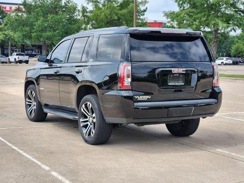 Onyx Black 2019 GMC Yukon SLT