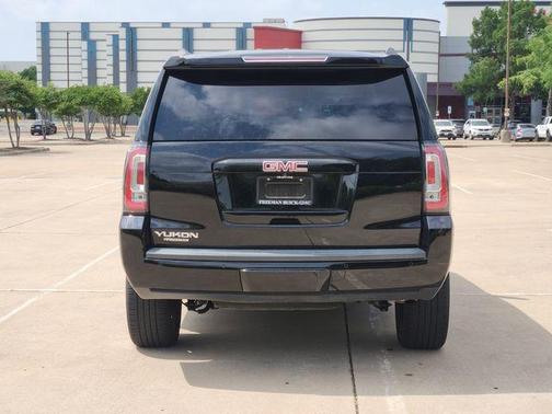 Onyx Black 2019 GMC Yukon SLT