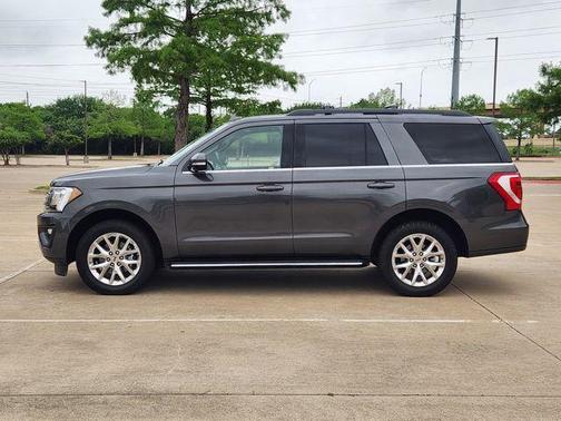 Magnetic 2020 Ford Expedition XLT