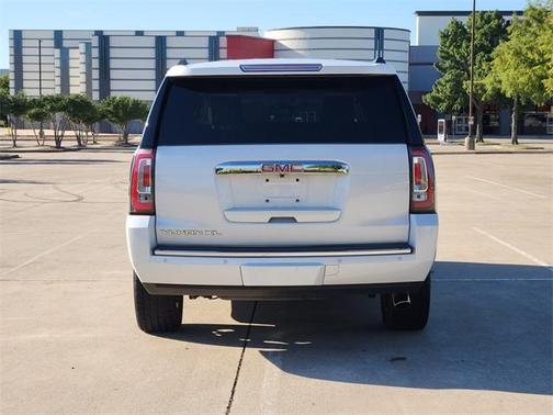 2016 GMC Yukon XL Denali