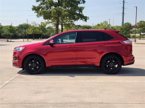 2022 Ford Edge ST