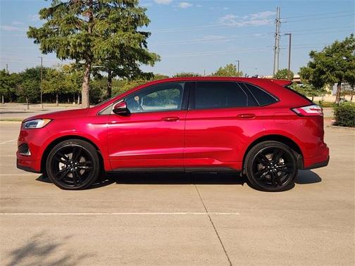 2022 Ford Edge ST