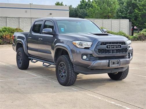 2017 Toyota Tacoma TRD Sport
