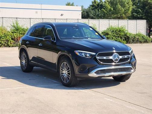 2025 Mercedes-Benz GLC 300 Base