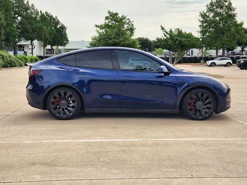 Blue 2022 Tesla Model Y Performance