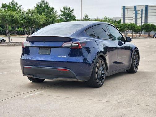 Blue 2022 Tesla Model Y Performance