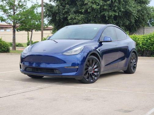 Blue 2022 Tesla Model Y Performance