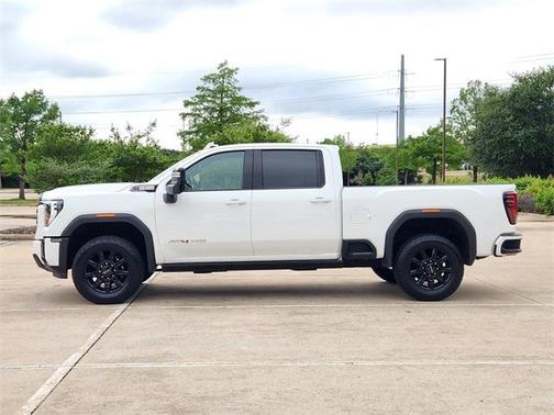 2024 GMC Sierra 2500 AT4