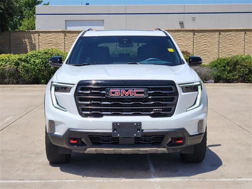 2024 GMC Acadia AT4