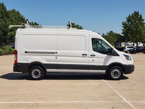 2018 Ford Transit-250 148 WB Medium Roof Cargo